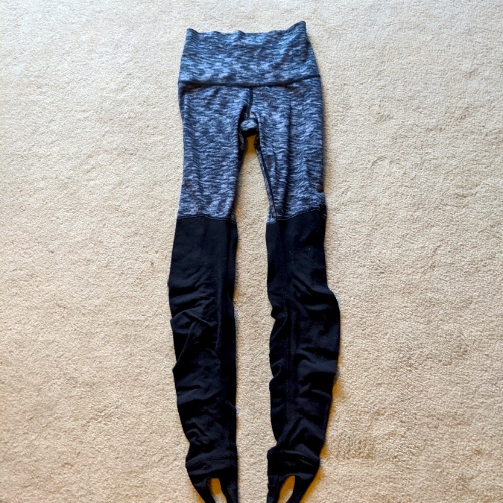 Lululemon wunder under stirrup pant.